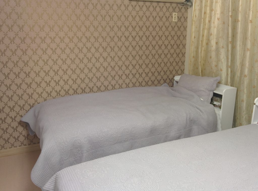 Garosugil Female Only Homestay Seoul
