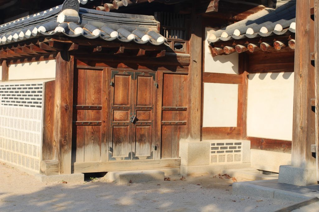Have A Traditional Experience At Hanok 24 Guesthouse Gyeongbokgung