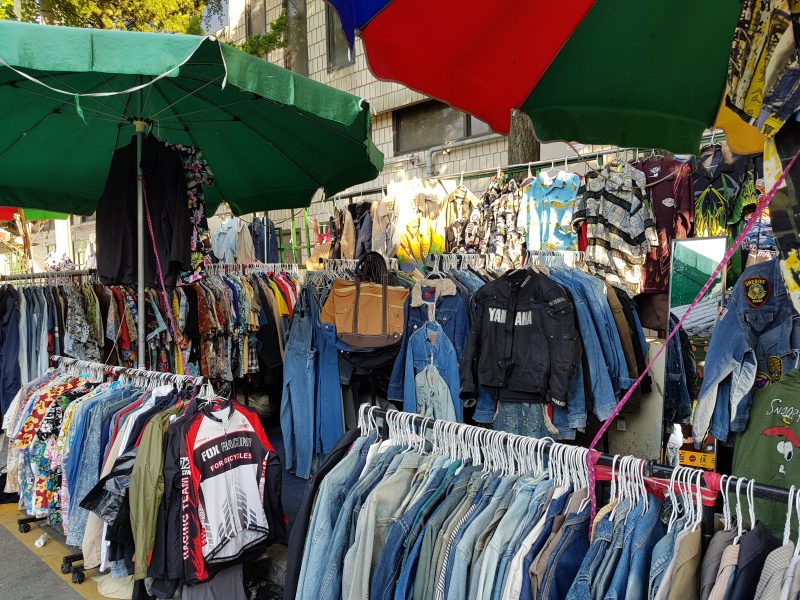 Dongmyo Flea Market what to do in seoul