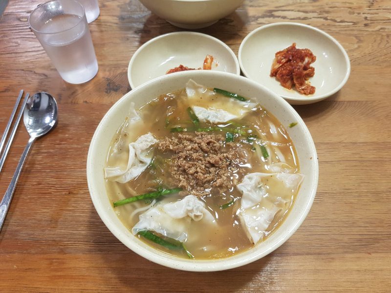 myung dong kal guk su south korea