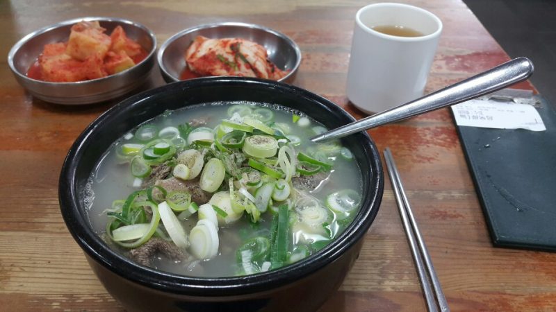 best restaurant in seoul Imun seolleongtang