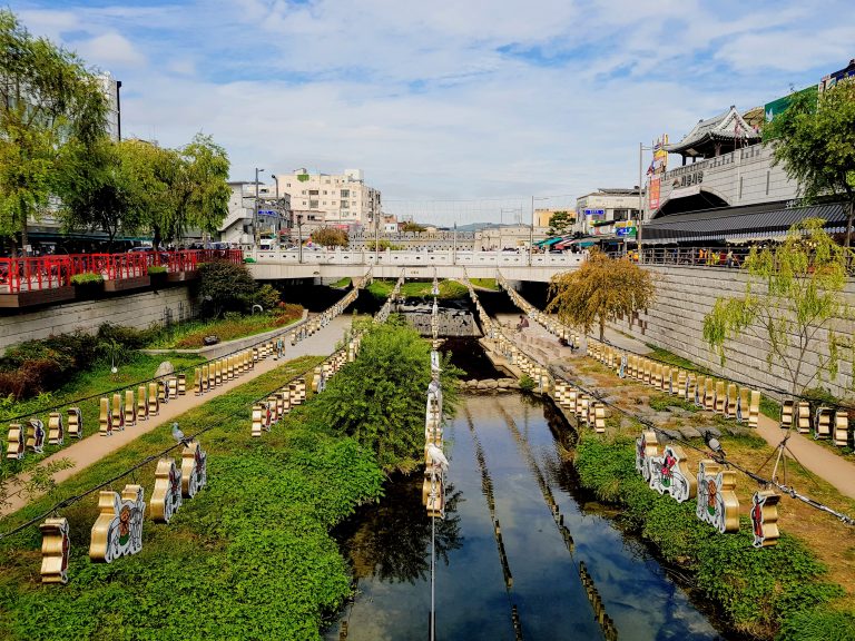 Things To Do In Suwon + A Suwon Day Trip | Full Suwon Guide